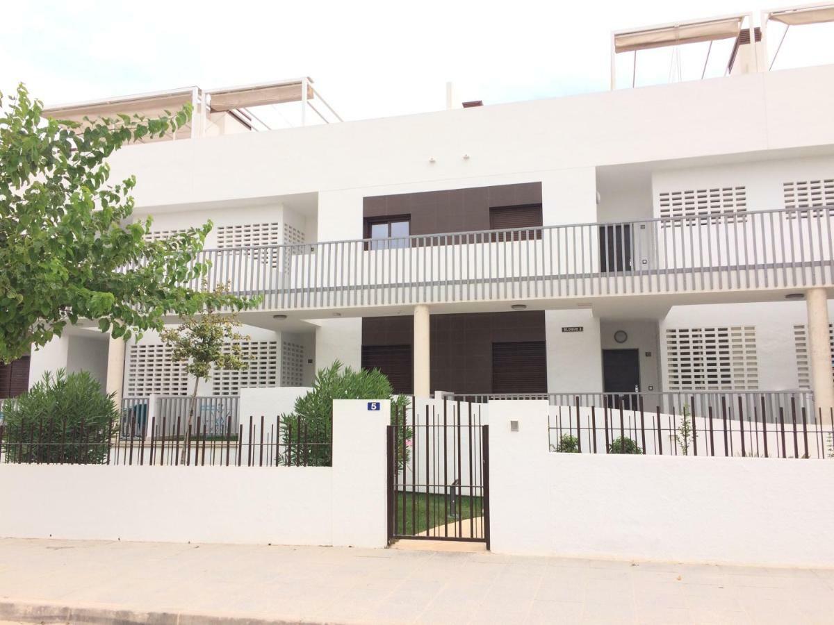 Exclusive New Apartment On The Beach Pilar de la Horadada Extérieur photo